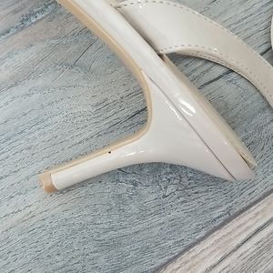 cc slingbacks sandal 85 beige patent calfskin
